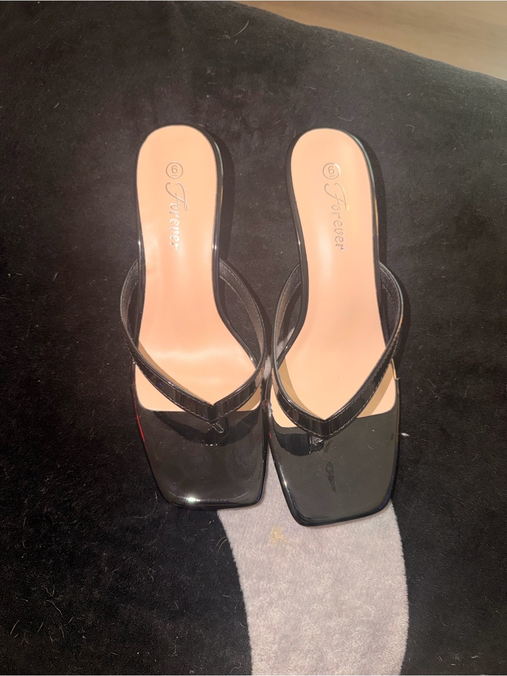 Black kitten heels